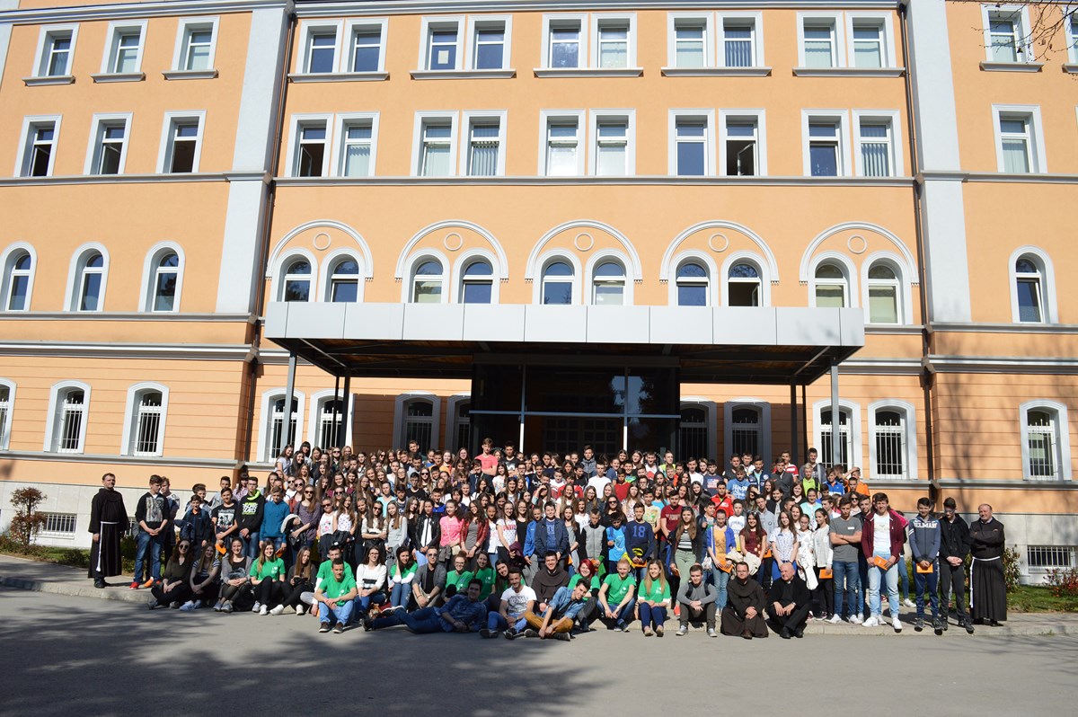 Susret krizmanika Visoko 5