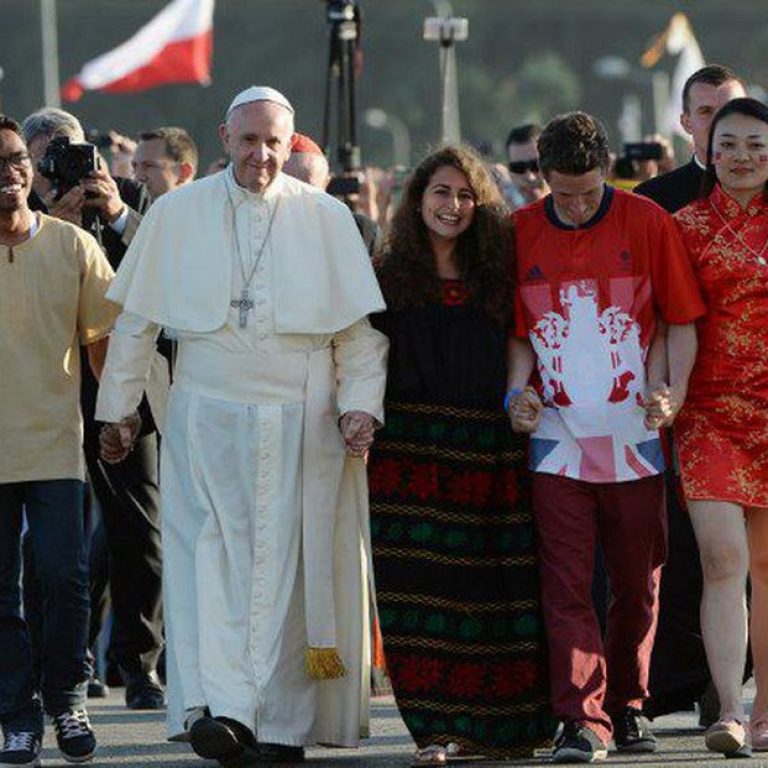 61256047 papa franjo afp