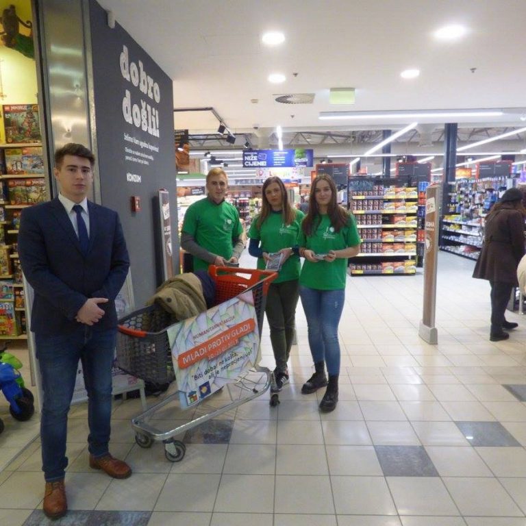 Emaus Mladi protiv gladi 1