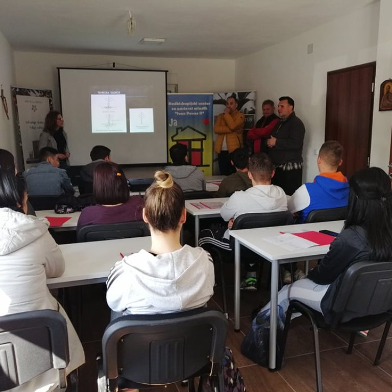 Iuvenes Fructus druga edukacija 2