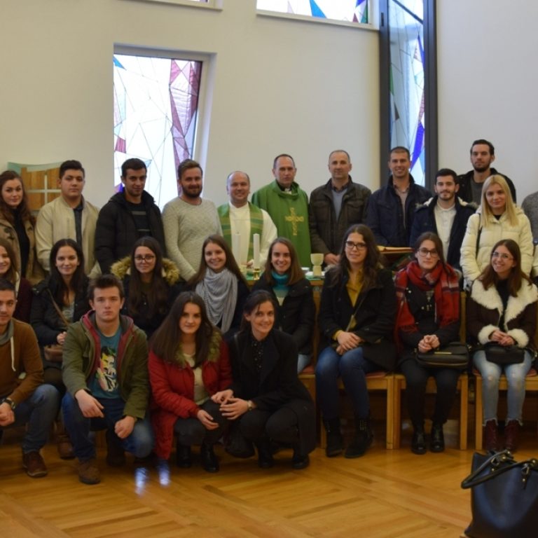 Stipendisti FONSS a 2017 18 zajedno