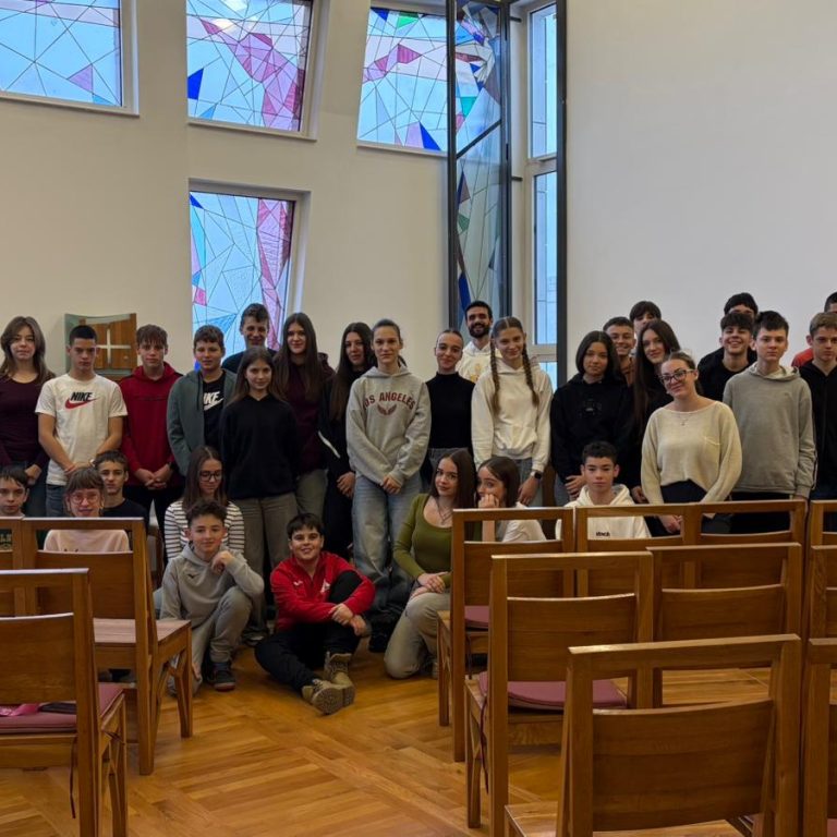 WhatsApp Image 2025-12-06 at 15.21.1