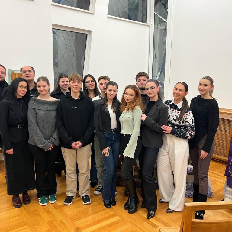 WhatsApp Image 2025-12-19 at 11.27.3